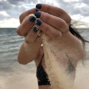 Meet your Posher, Eva